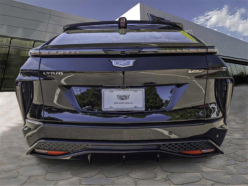 2026 Cadillac Lyriq photo 4