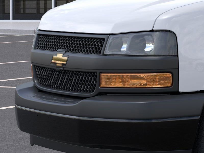 2025 Chevrolet Express Cargo 2500 photo 13