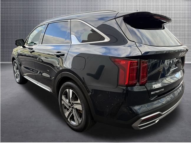 2023 Kia Sorento Hybrid photo 3