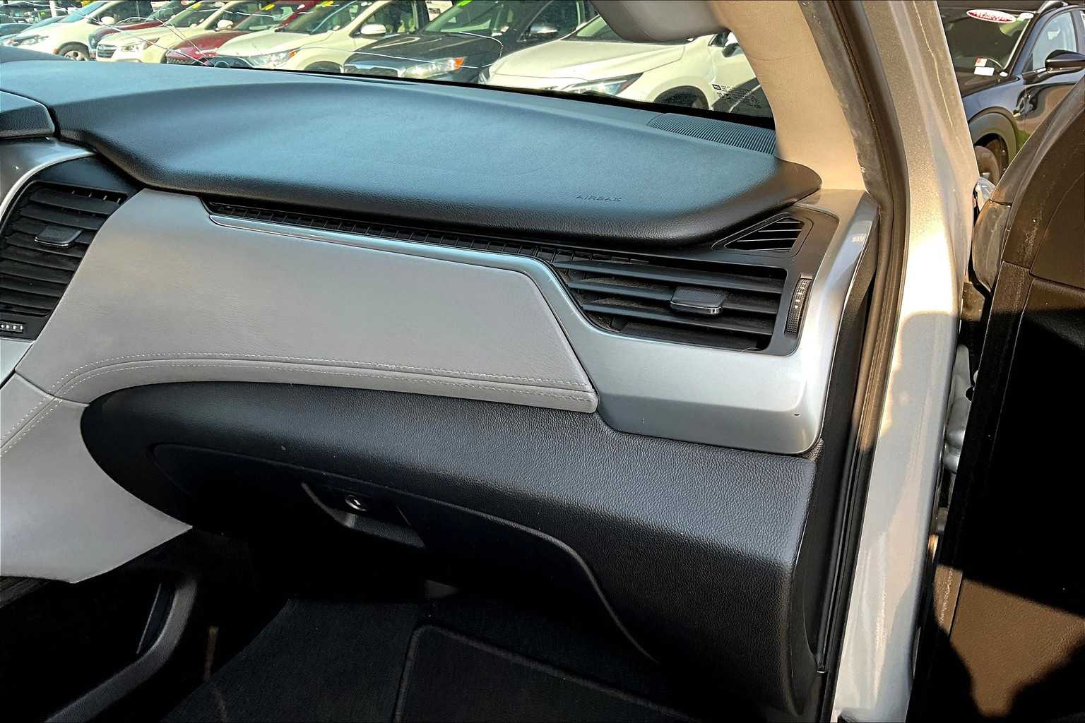 2020 Chevrolet Tahoe LT photo 17