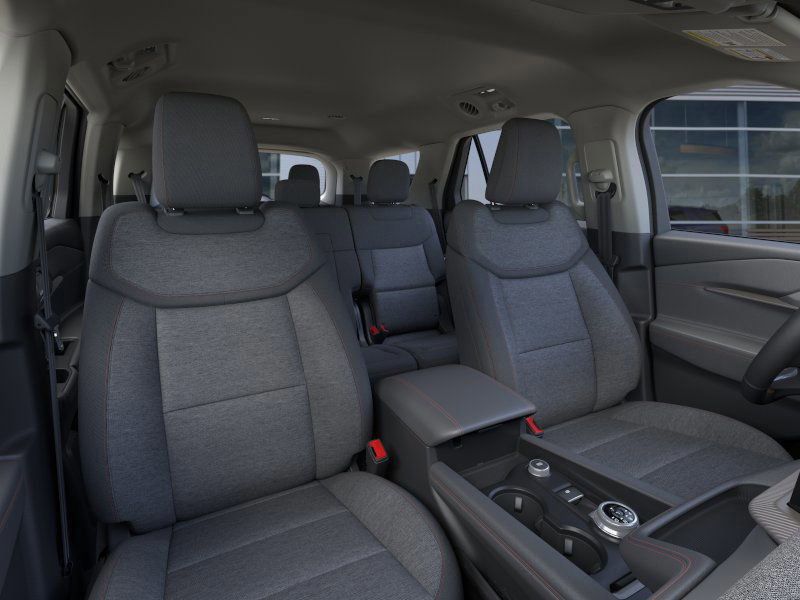 2025 Ford Explorer photo 10