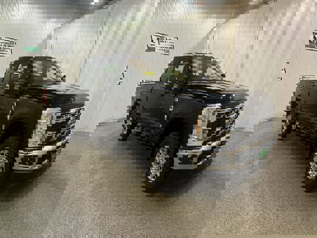 2026 Ford F-350 Super Duty XLT's photo