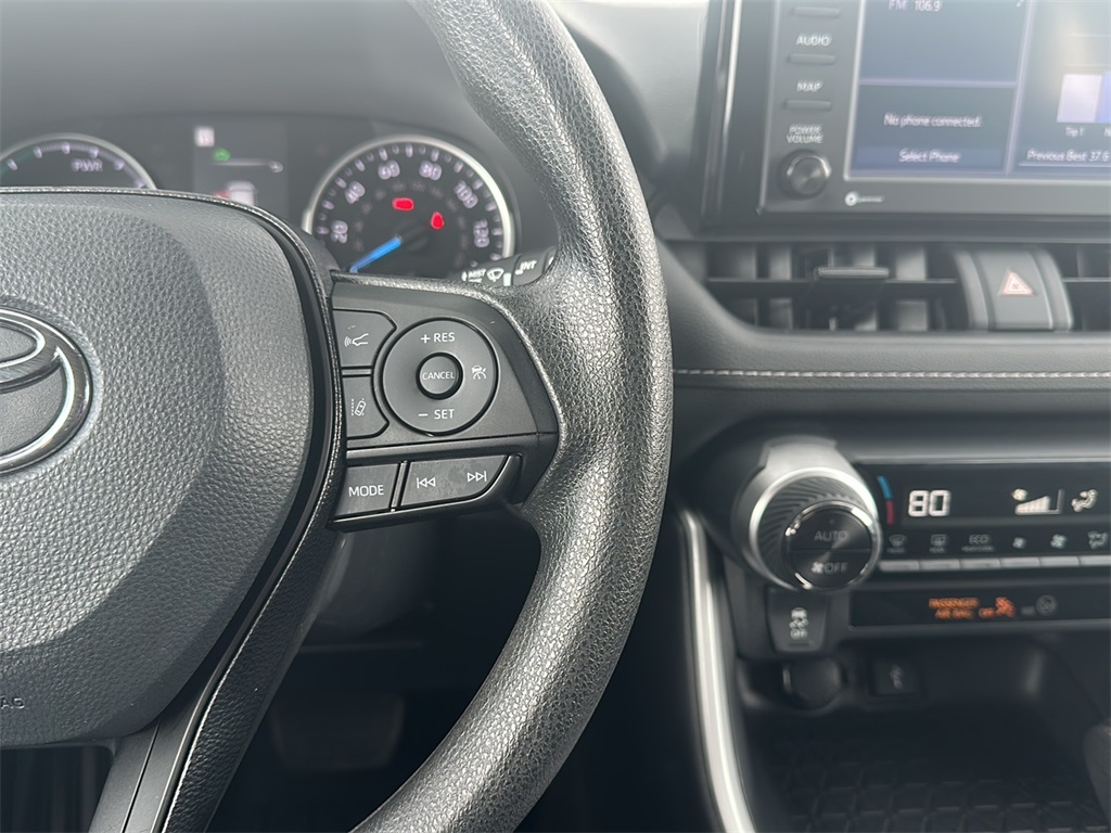 2021 Toyota RAV4 Hybrid XLE photo 12