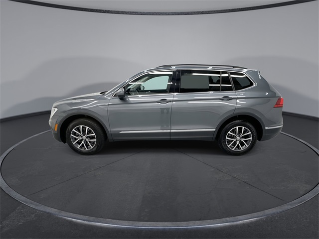 2020 Volkswagen Tiguan SE photo 2