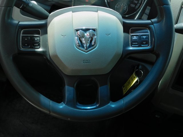 2012 Ram 3500 ST photo 13