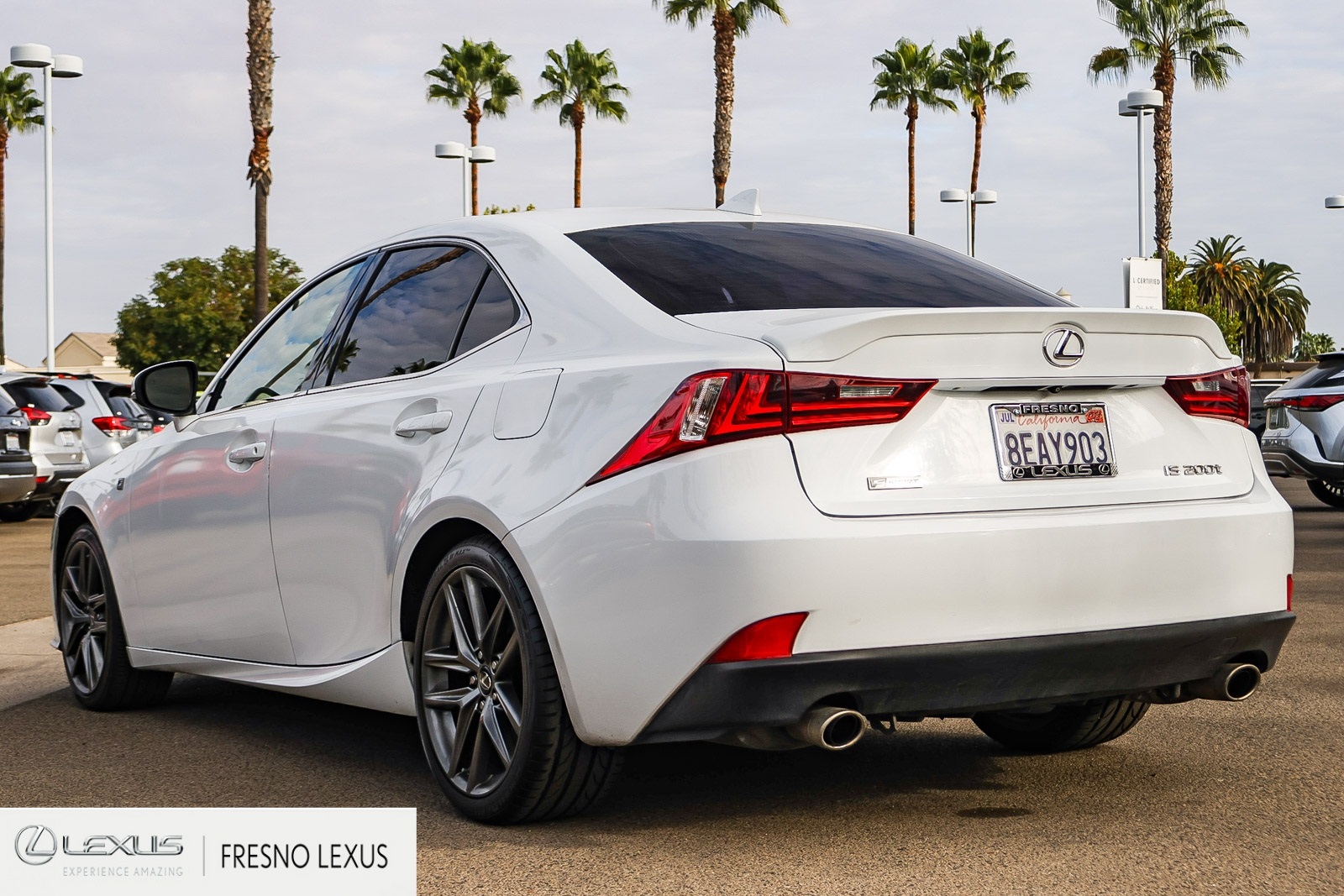2016 Lexus IS 200t photo 4