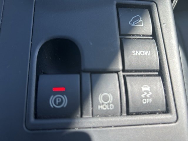 2023 Toyota Highlander XLE photo 18