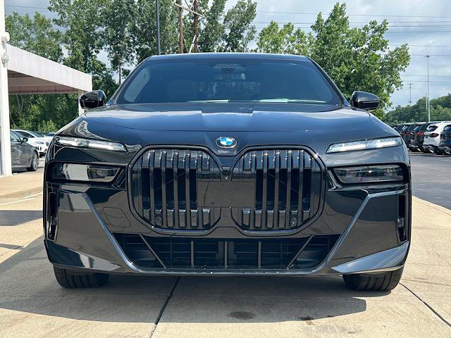 2024 Bmw 760i xDrive photo 2