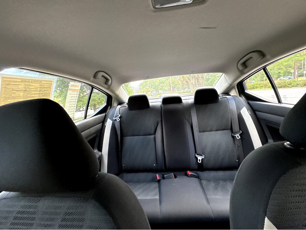 2021 Nissan Versa 1.6 SV photo 28