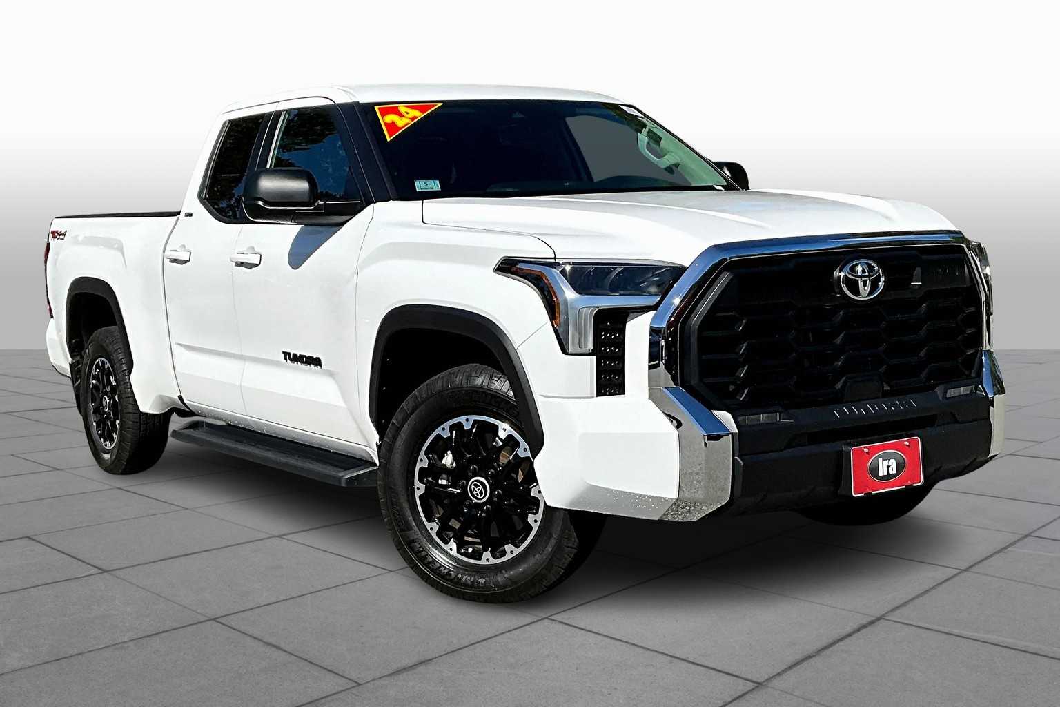 2024 Toyota Tundra SR5 photo 2