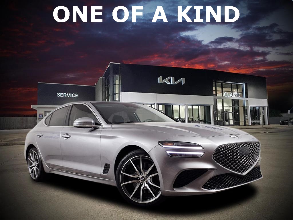 2023 GENESIS G70 Standard's photo