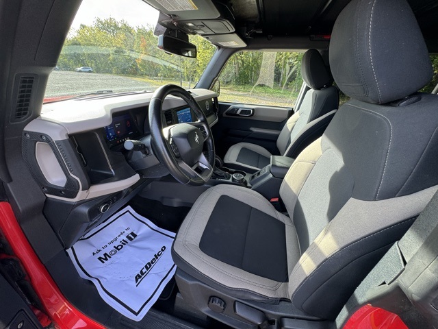 2022 Ford Bronco Base Big Bend Black Diamond Outer Banks photo 9