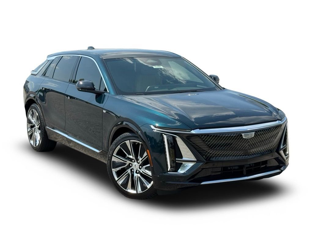 2025 Cadillac Lyriq Luxury photo 2