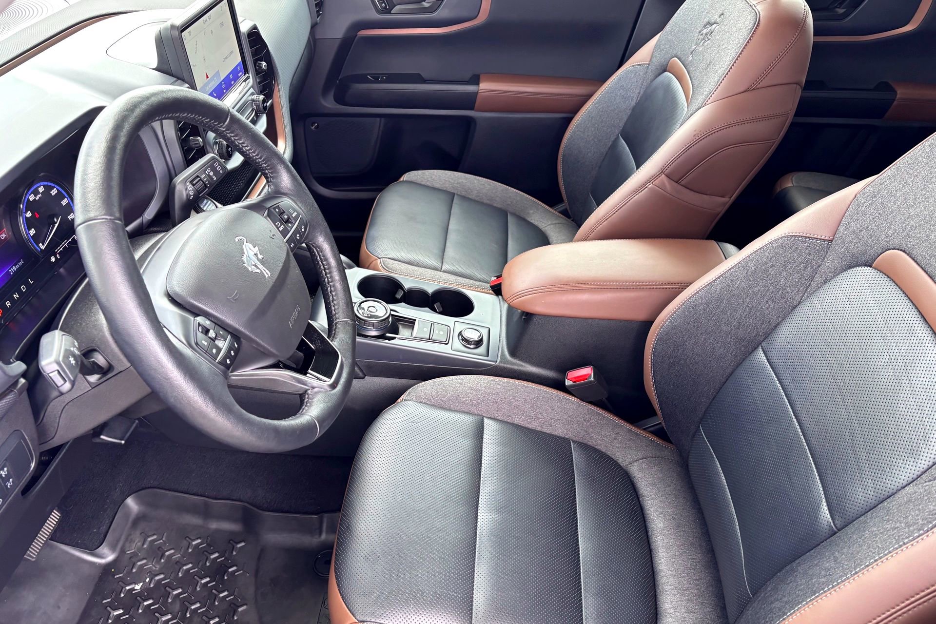 2022 Ford Bronco Sport Outer Banks photo 6