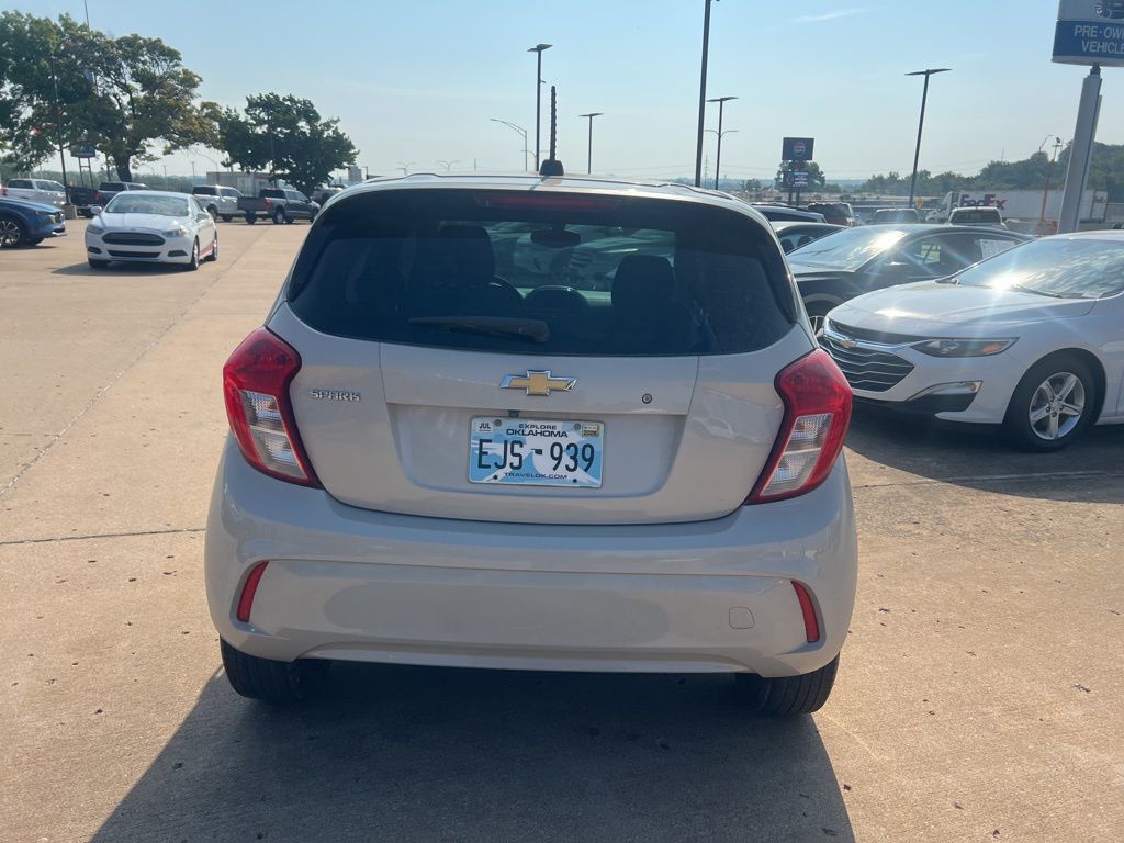 2017 Chevrolet Spark LS photo 4