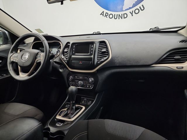 2016 Jeep Cherokee Latitude photo 22