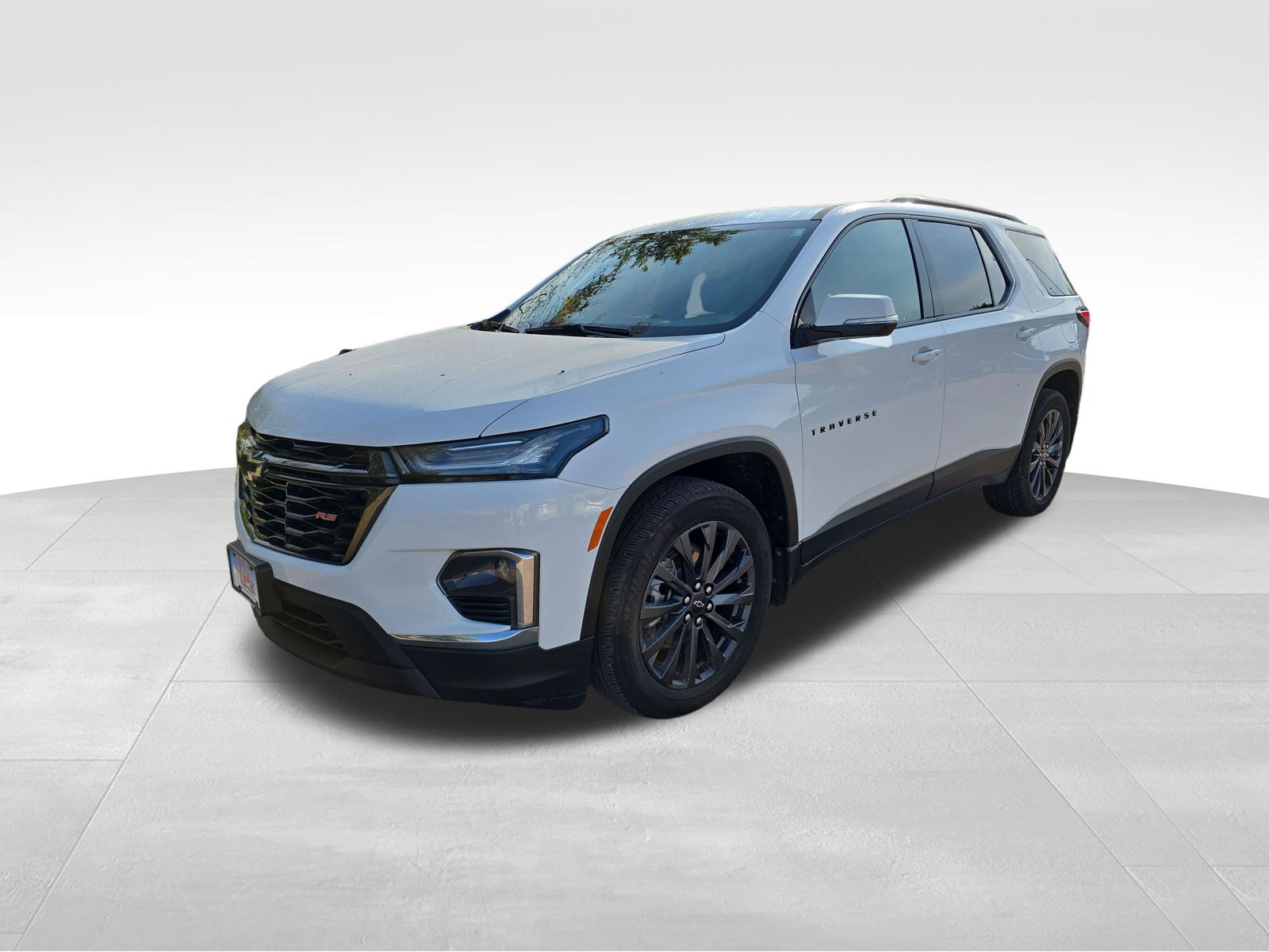 Used 2022 Chevrolet Traverse RS with VIN 1GNEVJKW3NJ102450 for sale in Luverne, Minnesota
