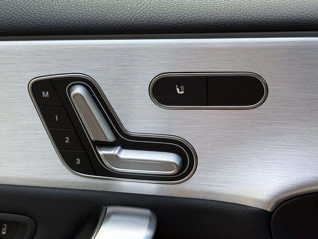 2022 Mercedes Benz A 220 4MATIC photo 40