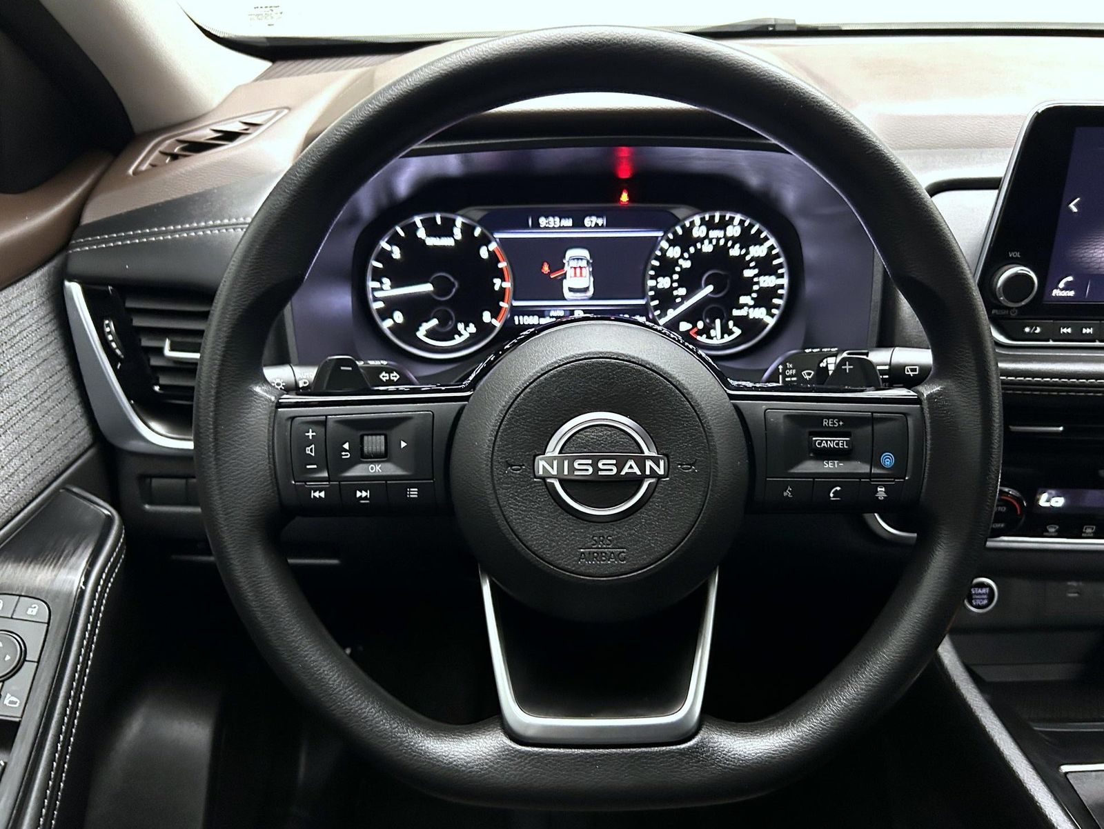 2023 Nissan Rogue SV photo 10