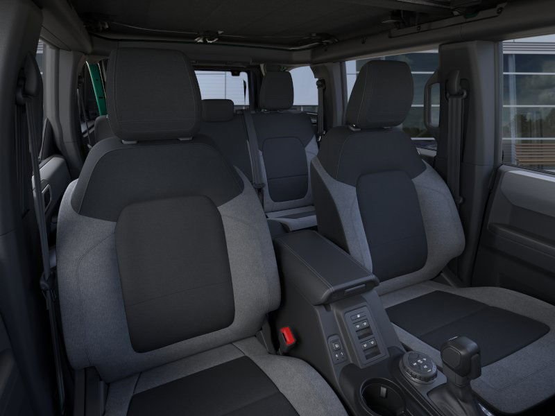 2025 Ford Bronco Big Bend photo 8