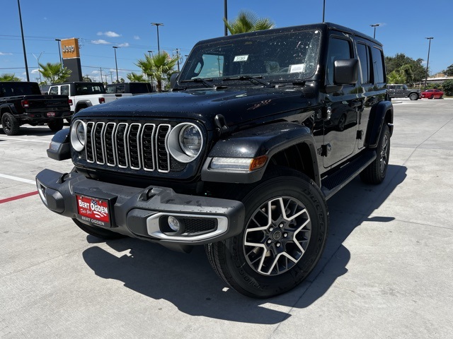 2025 Jeep Wrangler Sahara photo 3