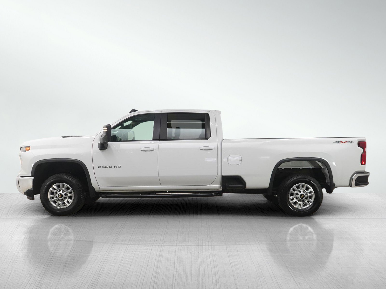 Used 2024 Chevrolet Silverado 2500HD LT with VIN 1GC4YNE77RF395527 for sale in White Bear Lake, Minnesota