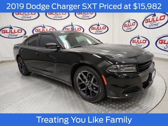 2019 Dodge Charger SXT's photo