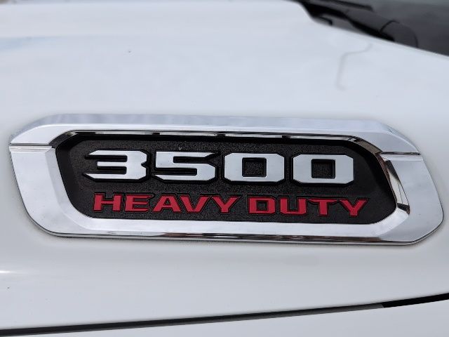 2022 Ram 3500 Tradesman photo 12