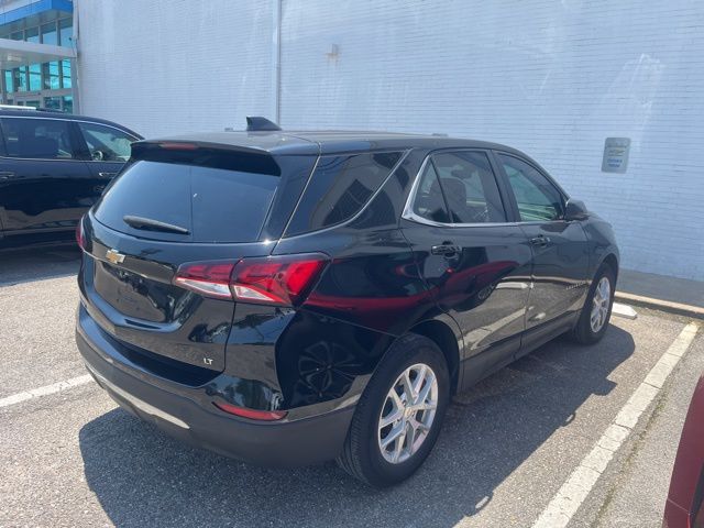 2022 Chevrolet Equinox LT photo 4