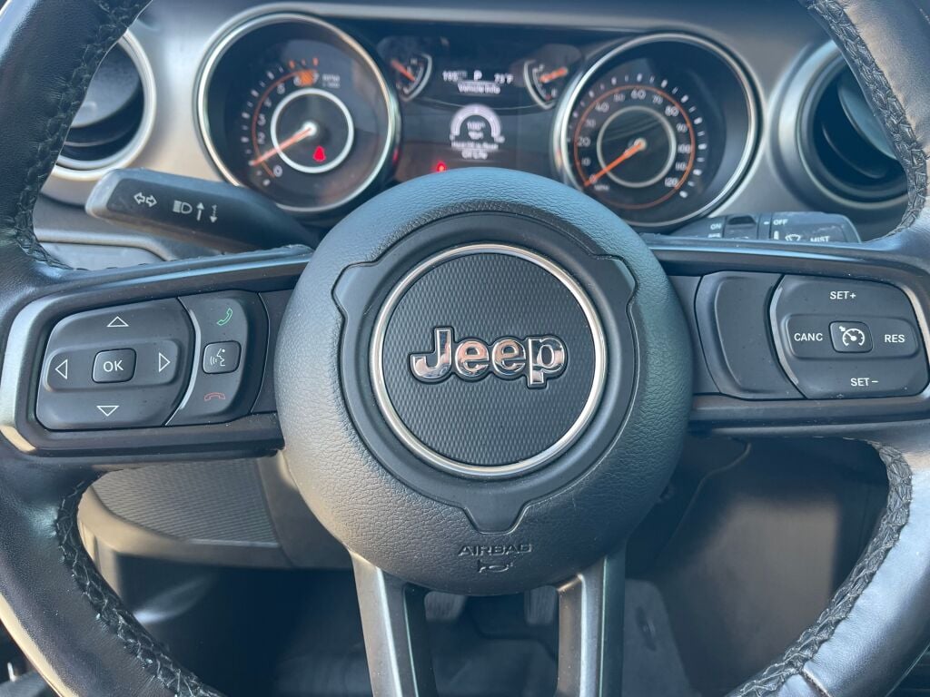 2022 Jeep Wrangler Unlimited Willys photo 13