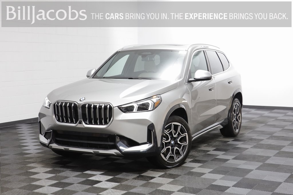 2023 BMW X1 28i's photo