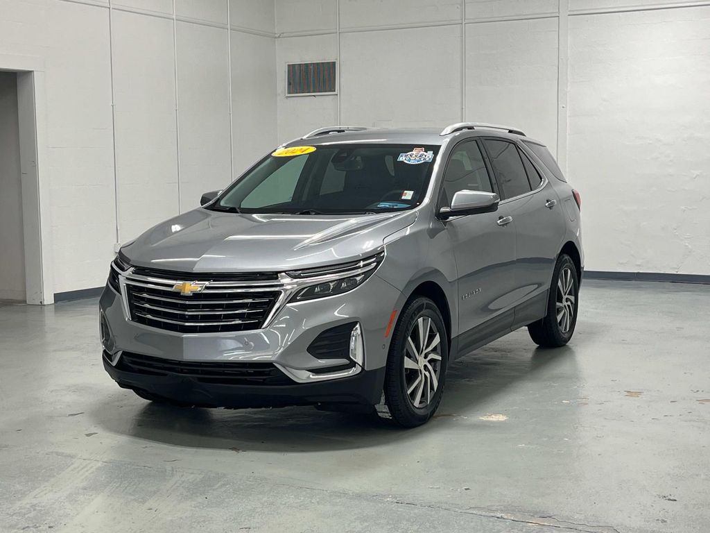 2024 Chevrolet Equinox Premier photo 2