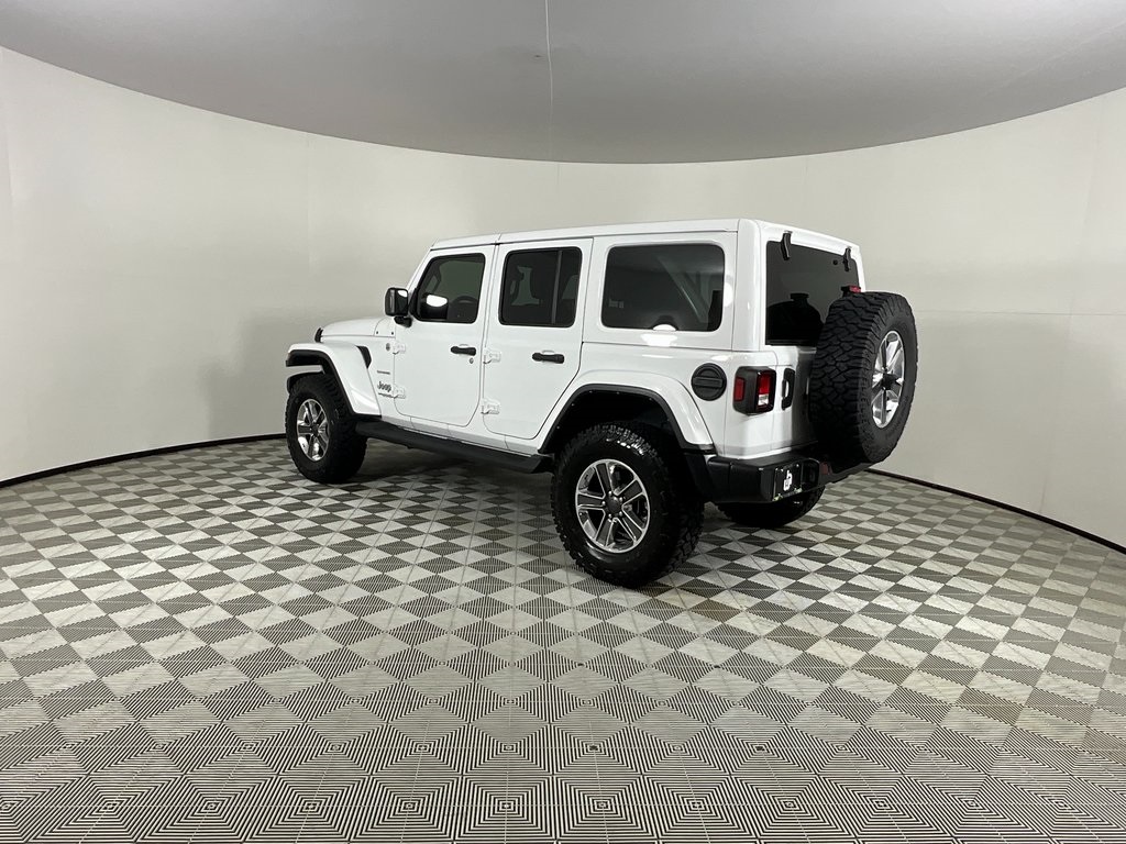 2021 Jeep Wrangler Unlimited Sahara photo 3