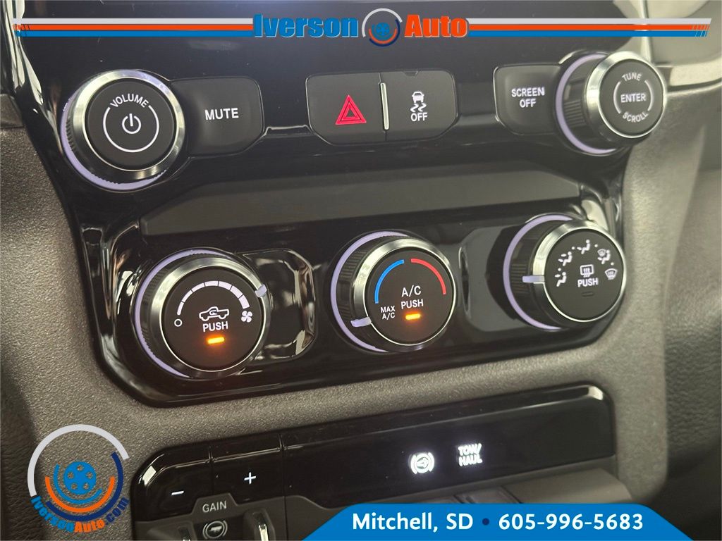 2026 Ram 2500 Tradesman photo 22