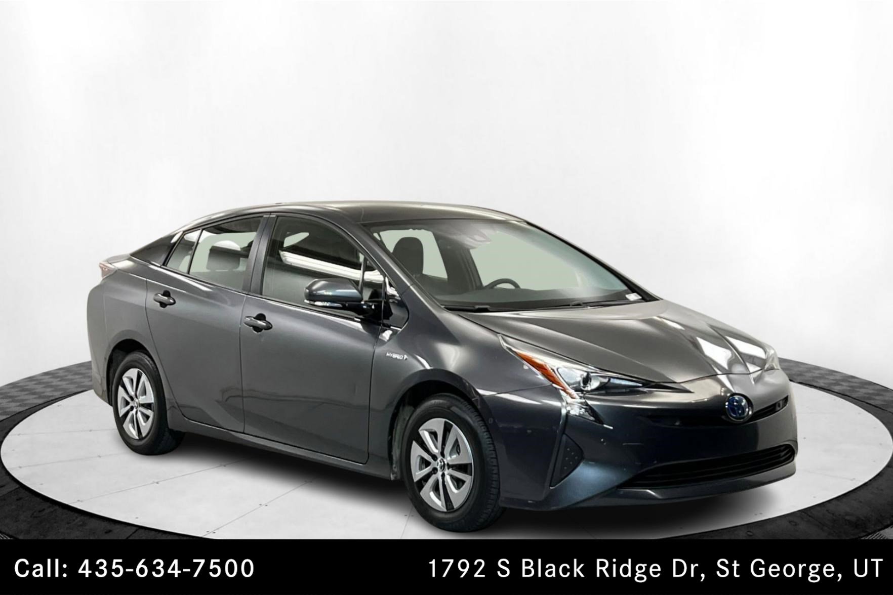 2017 Toyota Prius Two photo 7