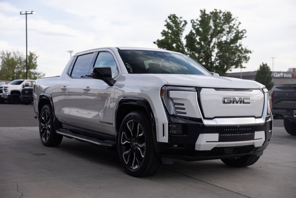 2025 Gmc Sierra EV Denali photo 13