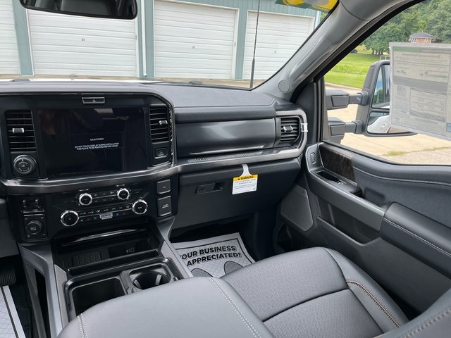 2026 Ford F-250 Lariat photo 19