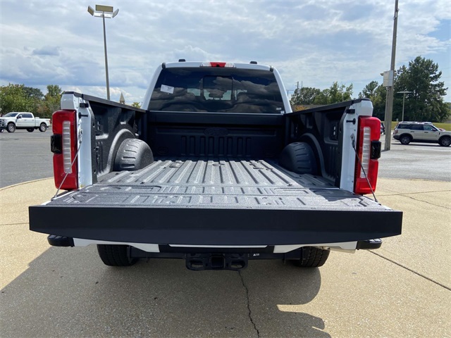 2026 Ford F-350 photo 7