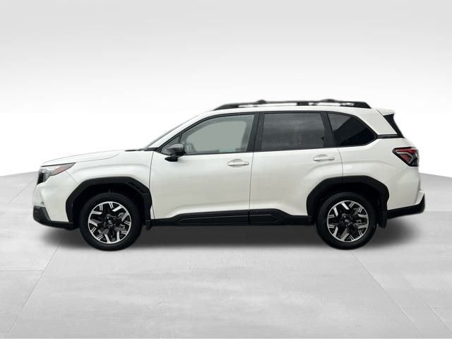 2025 Subaru Forester Premium photo 2