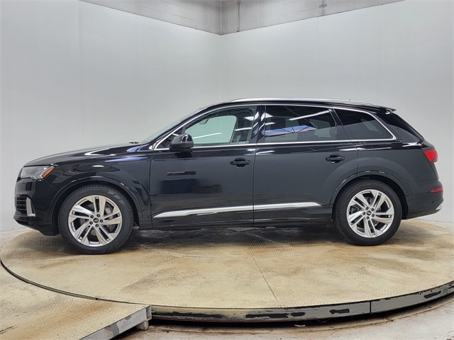 2023 Audi Q7 55 Prestige photo 8