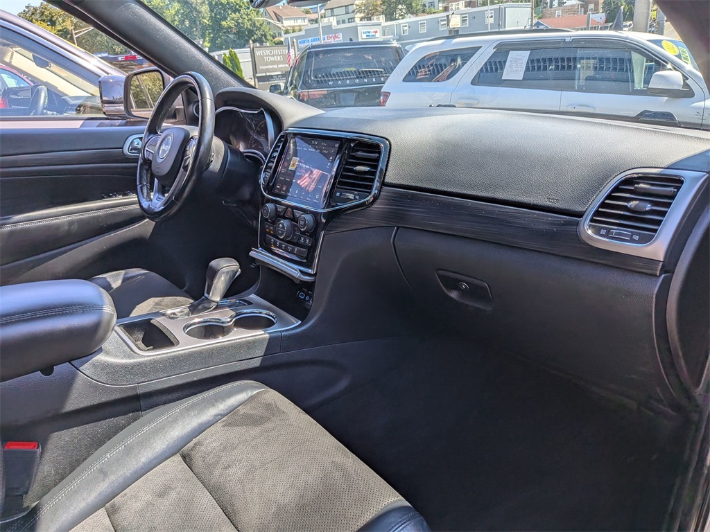 2020 Jeep Grand Cherokee Altitude photo 24