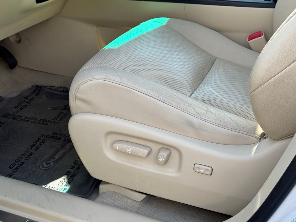 2011 Lexus RX 350 photo 19