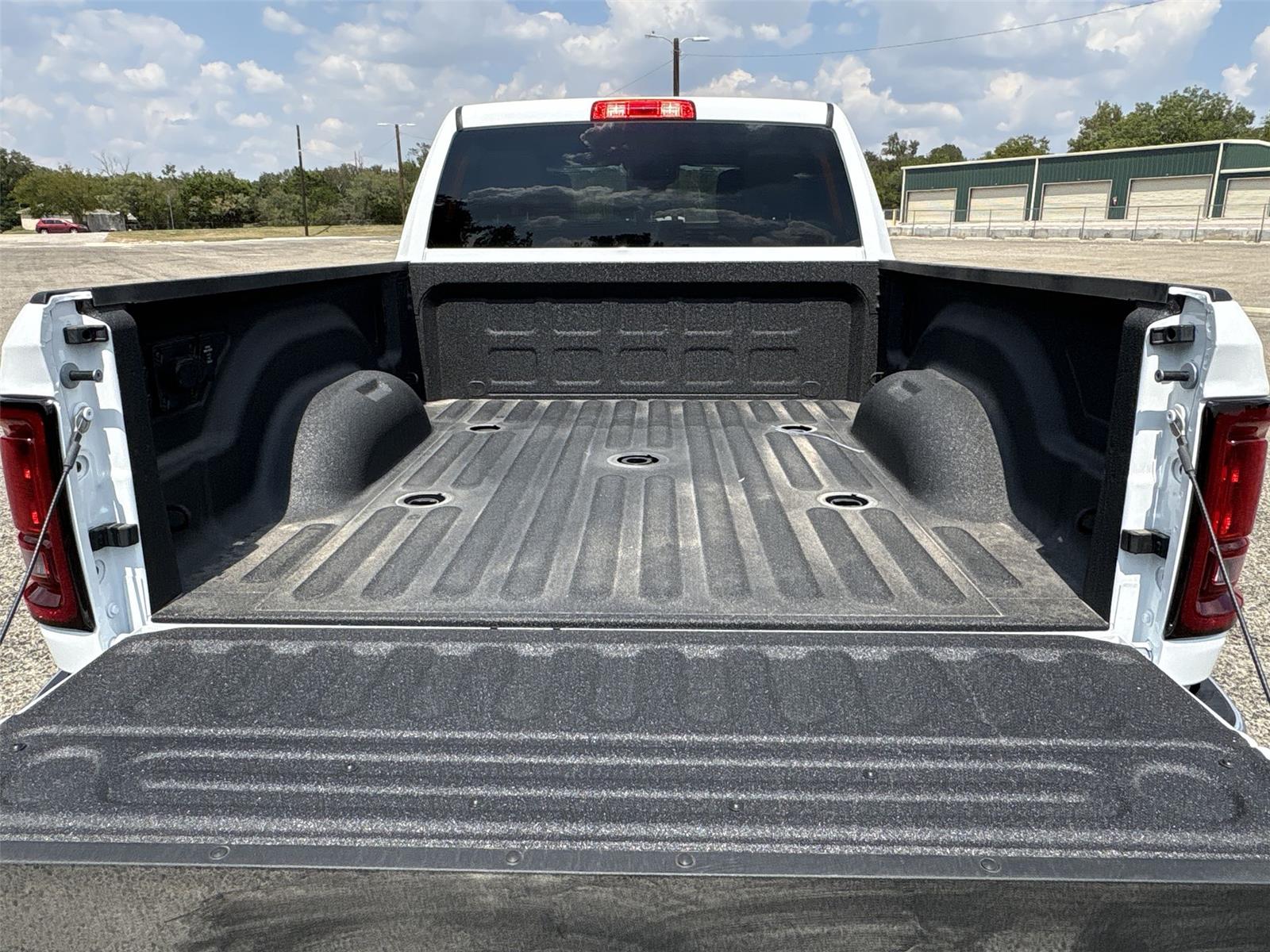 2026 Ram 2500 Tradesman photo 22
