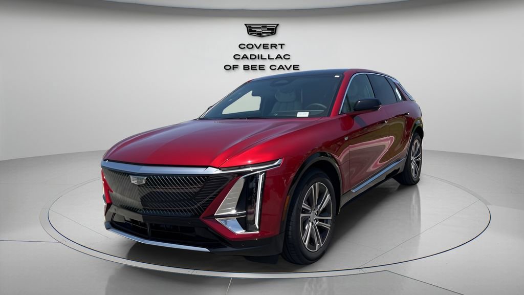 2025 Cadillac Lyriq Luxury photo 3