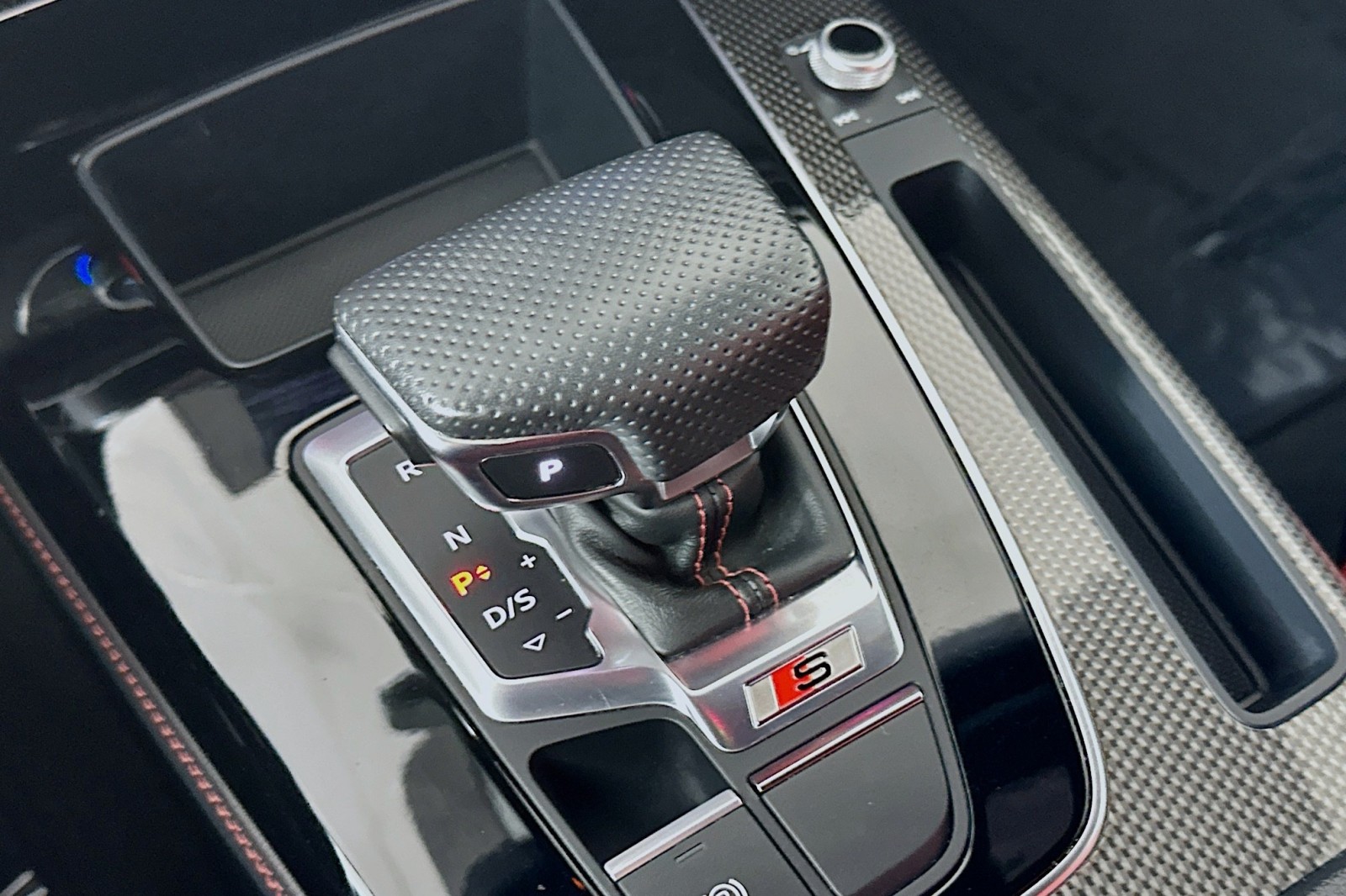 2023 Audi SQ5 Premium Plus photo 4