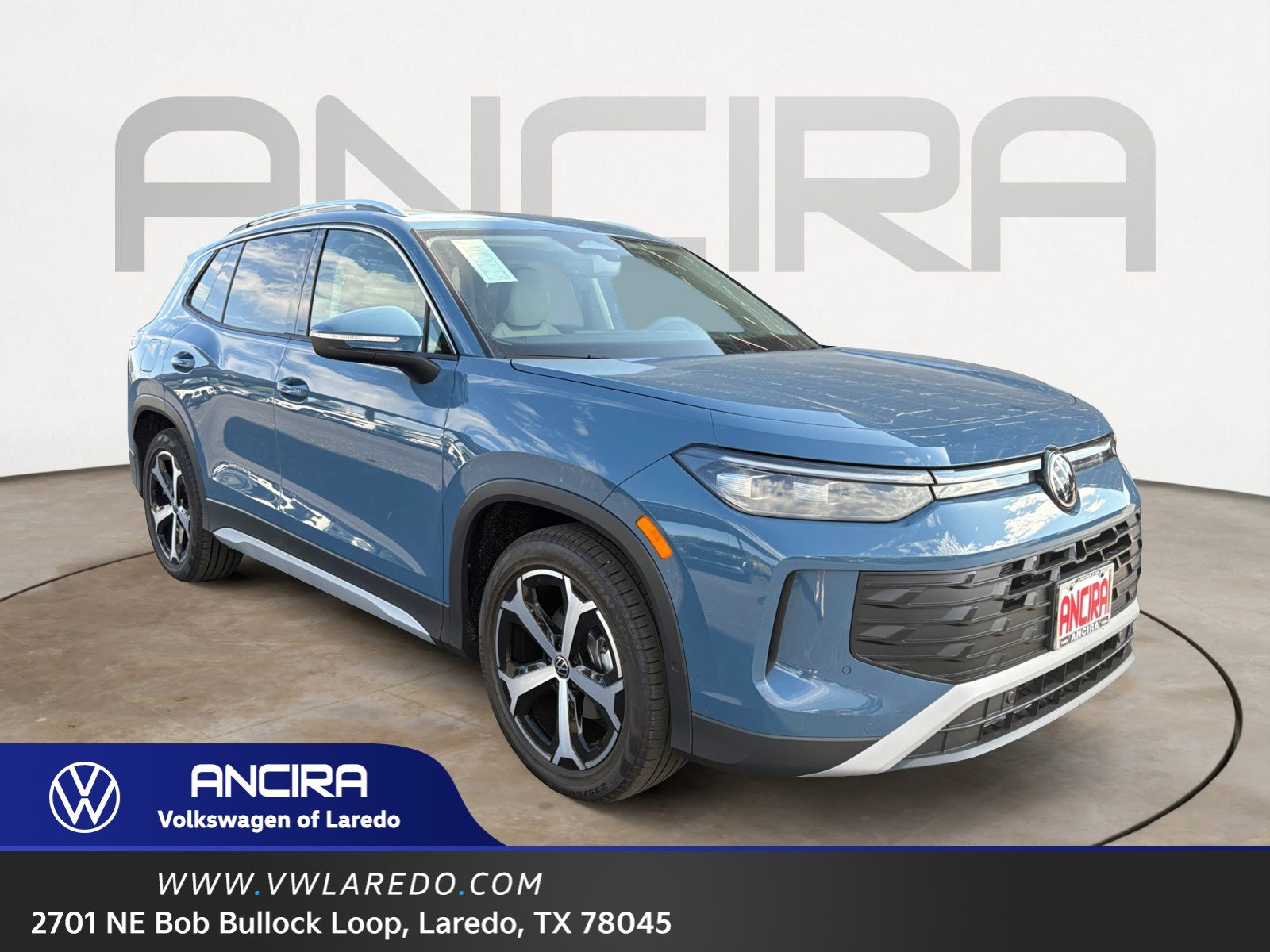 2026 Volkswagen Tiguan SE's photo
