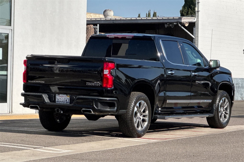 2024 Chevrolet Silverado 1500 High Country photo 4