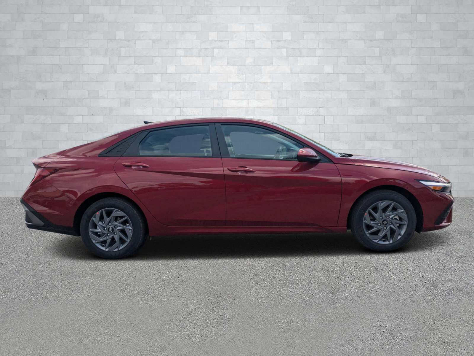 2025 Hyundai Elantra Hybrid Blue photo 4