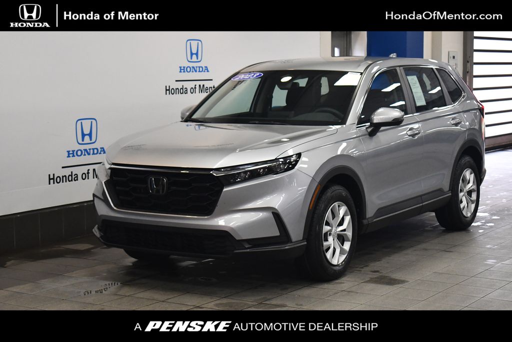 2023 Honda CR-V LX's photo