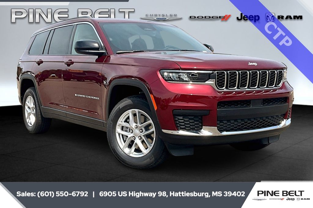 2025 Jeep Grand Cherokee L Laredo's photo
